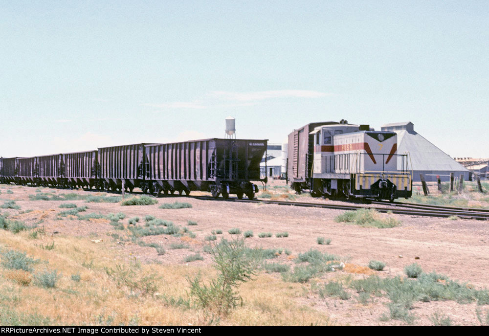 Pecos Valley Southern GE70 Ton #7 switching